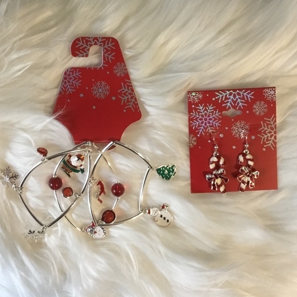 CANDY Cane drop earrings & Red Bead & Christmas charm stretch bracelet - Picture 1 of 12